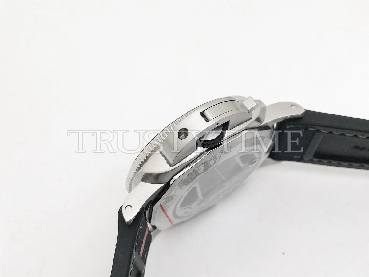 Копия часов Panerai Submersible QuarantaQuattro Luna Rossa 44mm PAM01681 Арт.PN-0926