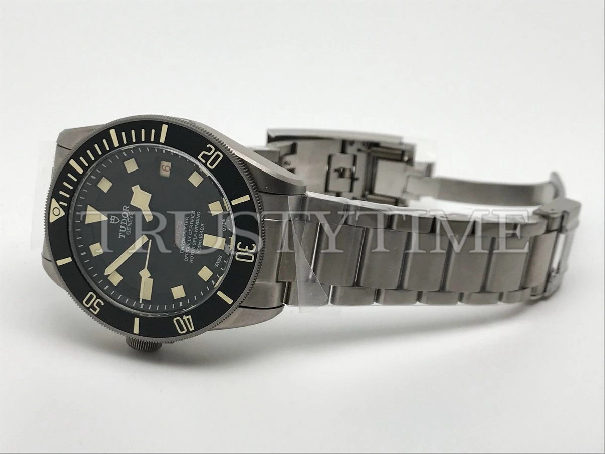 Копия часов Tudor Pelagos Titanium 42mm M25610TNL-0001 Арт.TD-0798