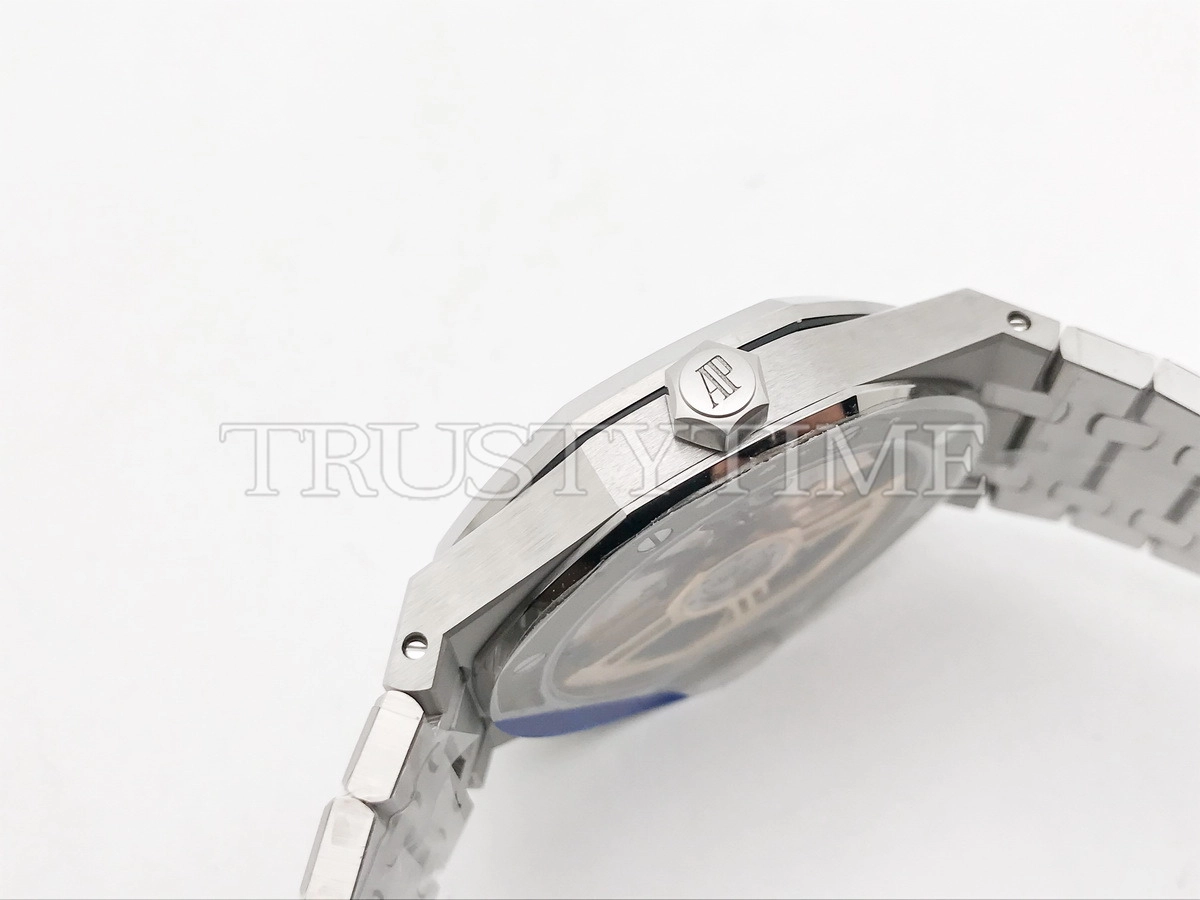 Копия часов Audemars Piguet Royal Oak Selfwinding 15510ST.OO.1320ST.07 Арт.AP-1221