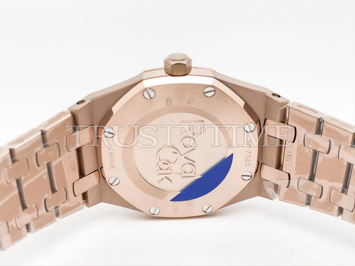 Копия часов Audemars Piguet Royal Oak Ladies 33mm 67651OR.ZZ.1261OR.03 Арт.AP-1081