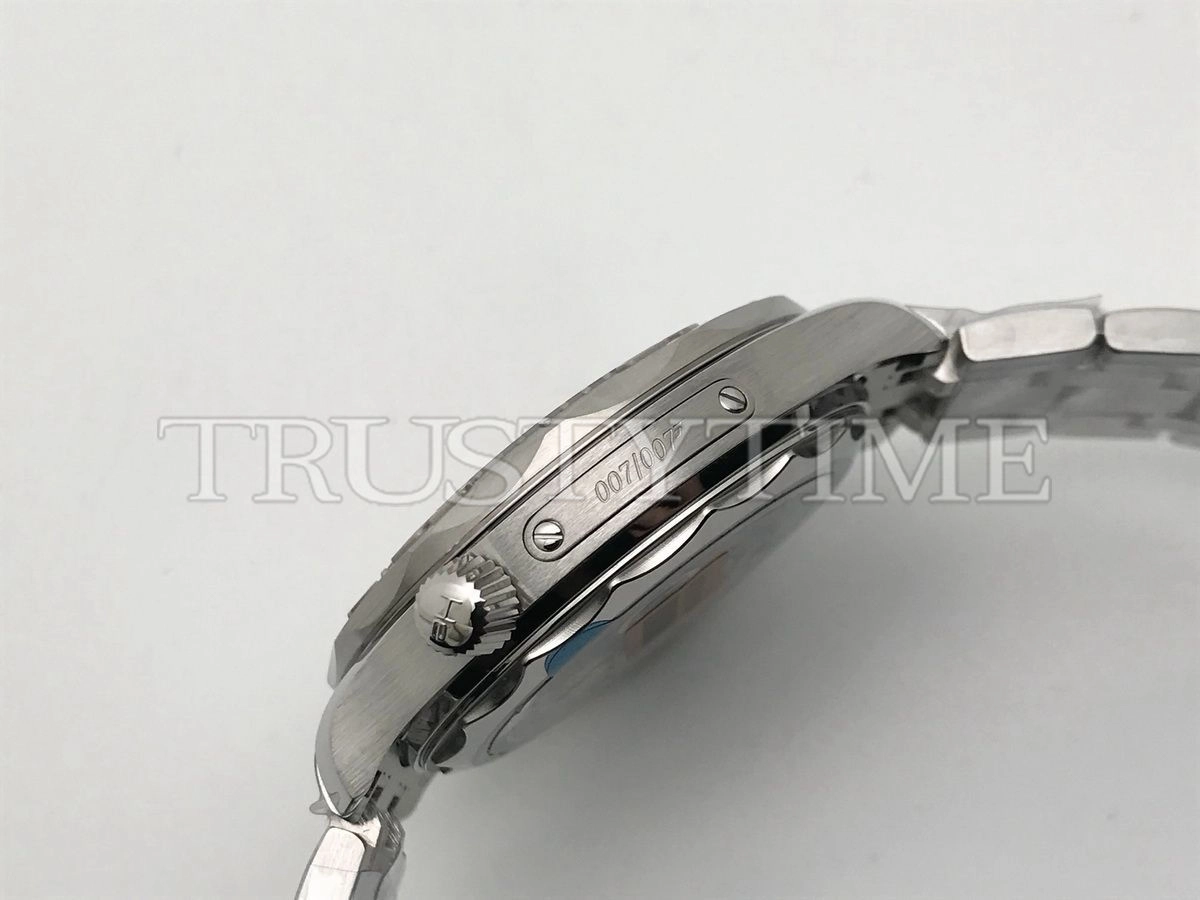 Копия часов Omega Seamaster Diver 300M Master Co-Axial Platinum Aston Martin Neiman Marcus 42mm 210.93.42.20.99.001 Арт.OM-0876