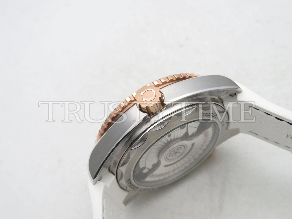 Копия часов Omega Seamaster Planet Ocean 600m Co‑Axial Master Chronometer 39,5 mm 215.23.40.20.04.001 Арт.OM-0808