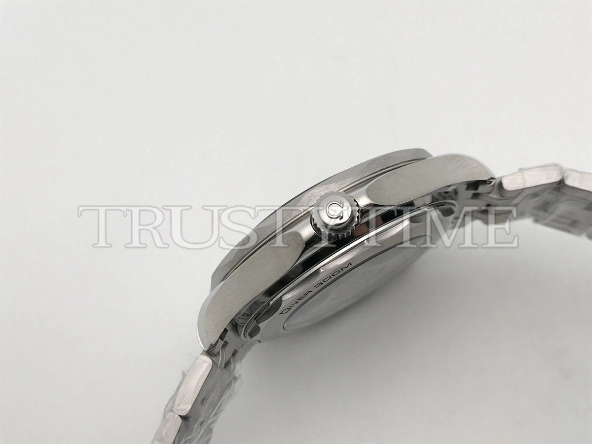 Копия часов Omega Seamaster Diver 300m Co-axial Master Chronometer 42mm 210.30.42.20.10.001 Арт.OM-0880