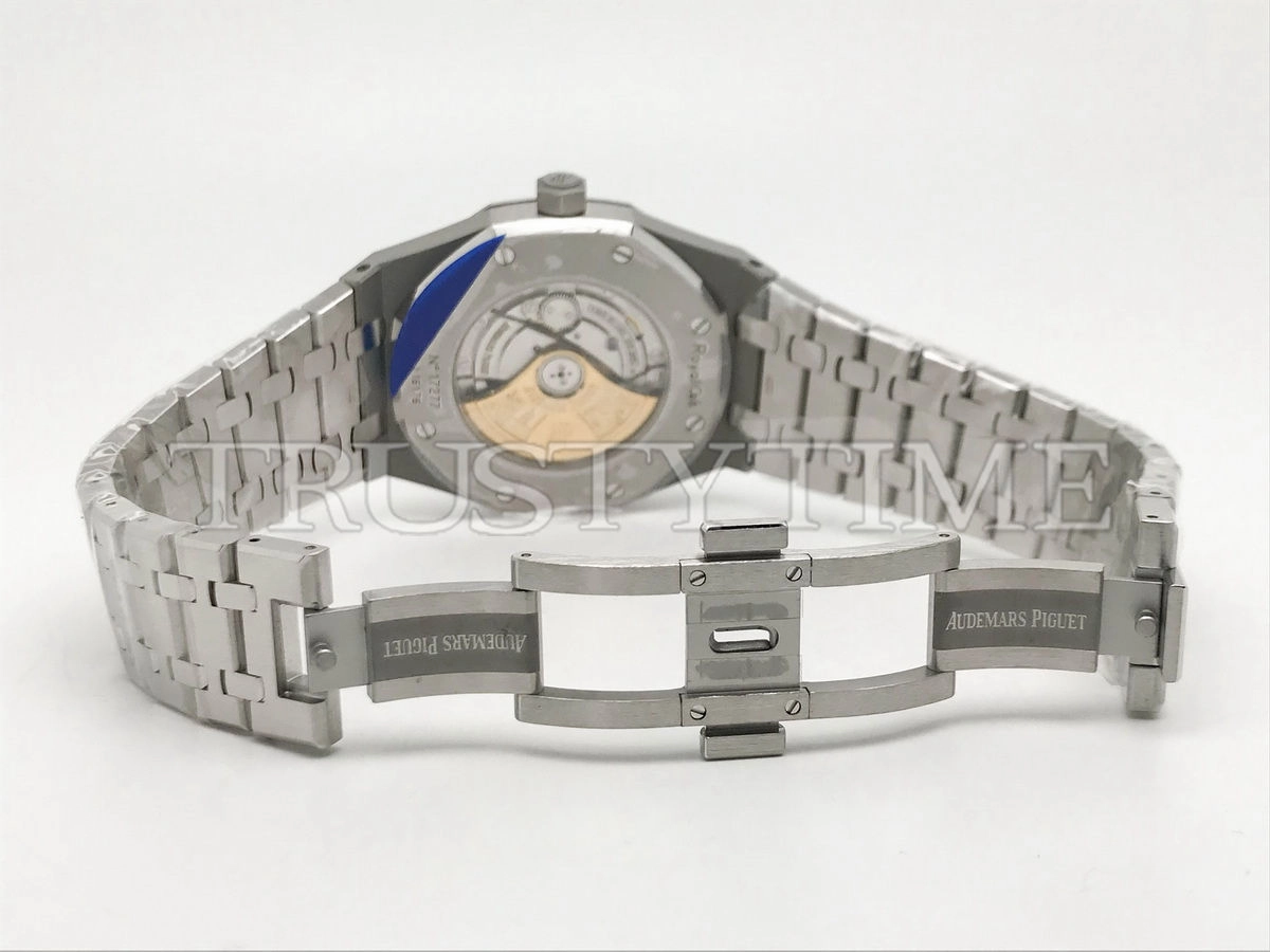 Копия часов Audemars Piguet Royal Oak Silver MAD Paris Edition Customized 1017 ALYX 9SM Арт.AP-1111