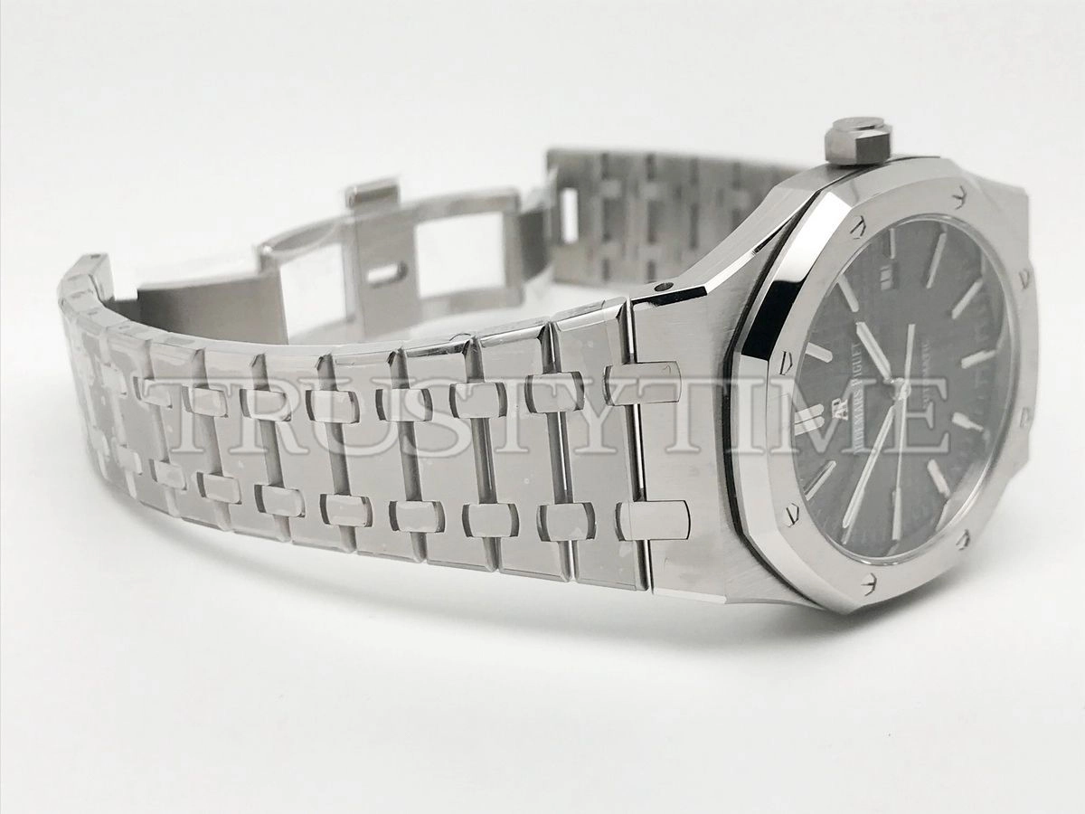 Копия часов Audemars Piguet Royal Oak Automatic II 15400ST.OO.1220ST.04 Арт.AP-1022