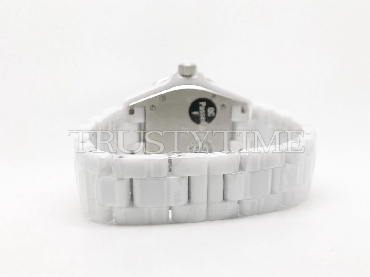Копия часов Chanel J-12 White Mother-Of-Pearl And Diamond Dial 38 H2423 Арт.CN-0289