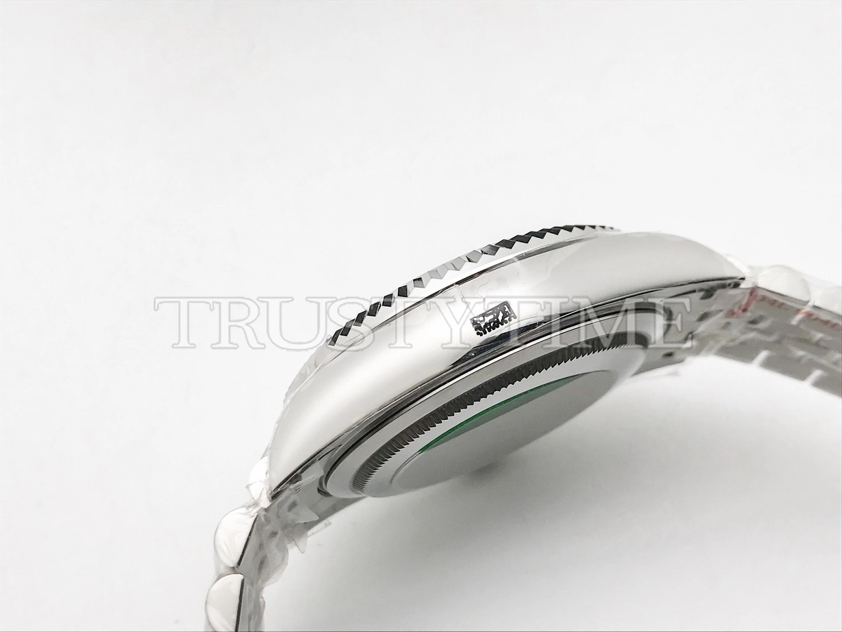 Копия часов Rolex Sky-Dweller 42mm 326934-0006