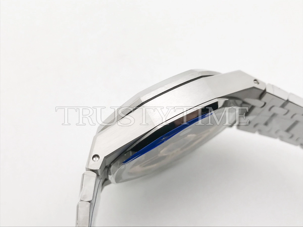 Копия часов Audemars Piguet Royal Oak Selfwinding Chronograph 26240ST.OO.1320ST.06 Арт.AP-1186