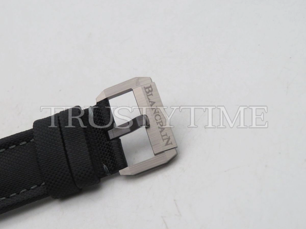 Копия часов Blancpain Fifty Fathoms Bathyscaphe 5000-0130-B52A Арт.BP-0347