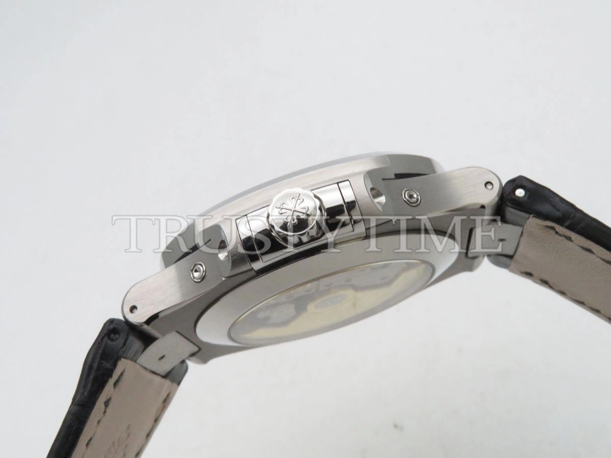 Копия часов Patek Philippe Nautilus Annual Calendar 40,5mm 5726A-001 Арт.PP-0699