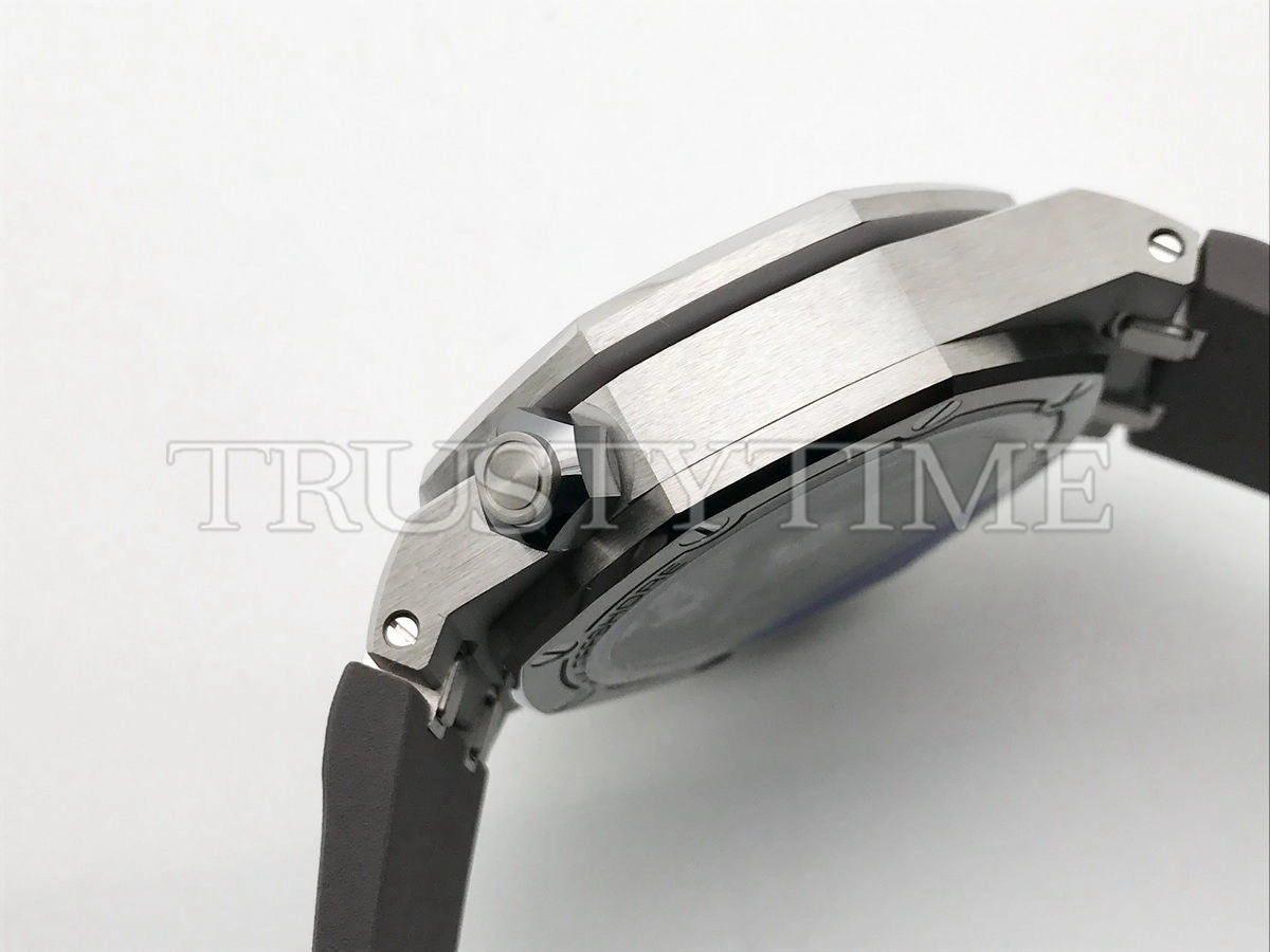 Копия часов Audemars Piguet Royal Oak Offshore Diver 15720ST.OO.A009CA.01 Арт.AP-1016
