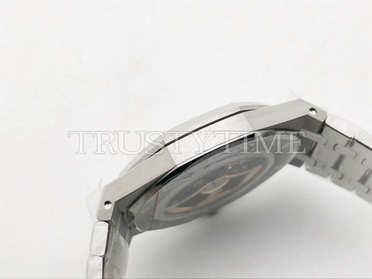 Копия часов Audemars Piguet Royal Oak Frosted Double Balance Wheel 15407BC.GG.1224BC.01 Арт.AP-1191