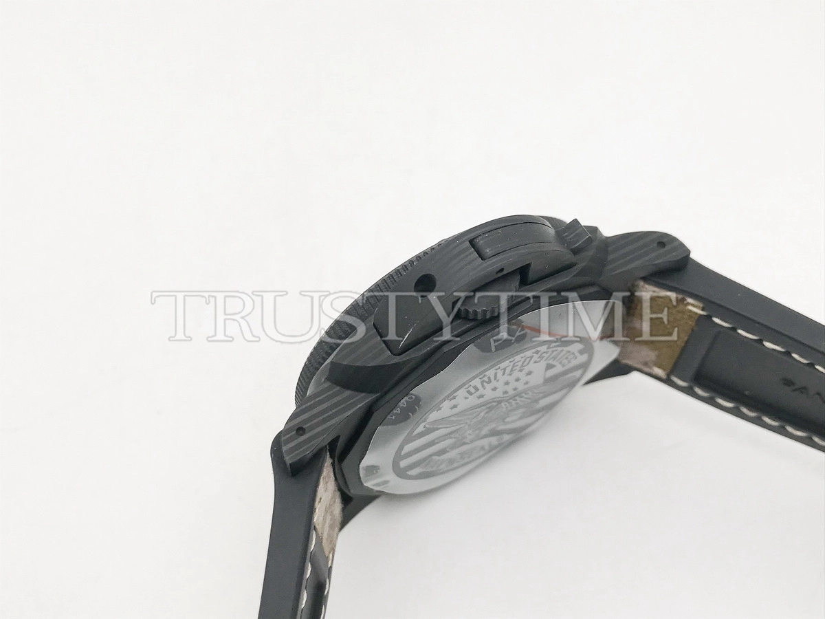 Копия часов Panerai Submersible QuarantaQuattro GMT Navy SEALs Carbotech™ 44mm PAM01513 Арт.PN-0923