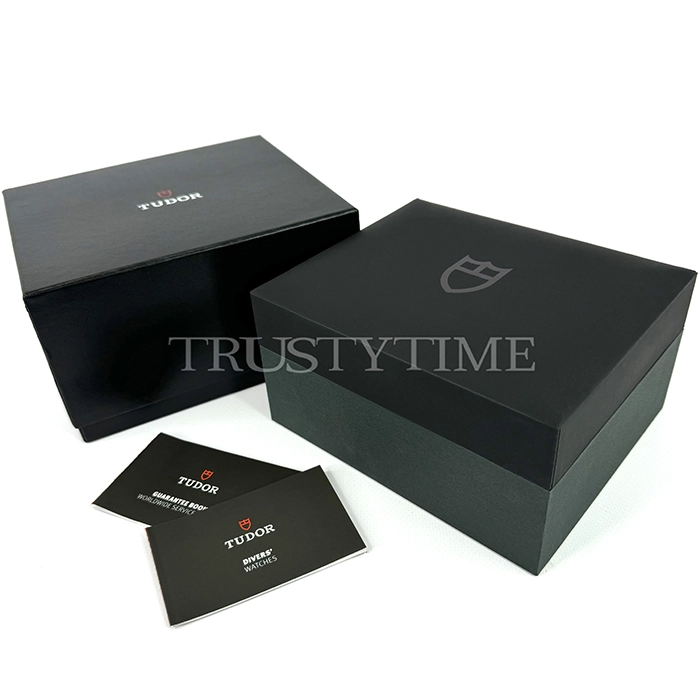 Копия часов Коробка для часов Tudor Арт.TD-001