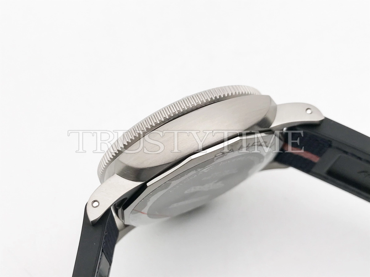 Копия часов Panerai Submersible GMT Luna Rossa Titanio 42mm PAM01507 Арт.PN-0913