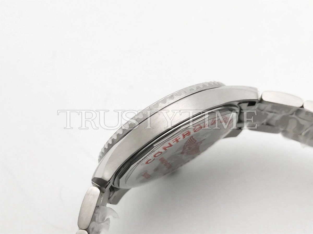 Копия часов Breitling Aviator 8 Automatic 41 A17315101B1A1 Арт.BT-1085