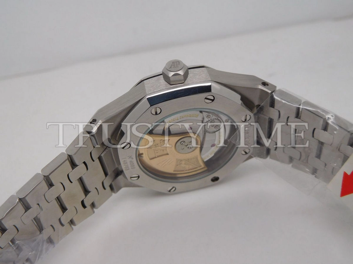 Копия часов Audemars Piguet Royal Oak Frosted 37mm 15454BC.GG.1259BC.01 Арт.AP-0661