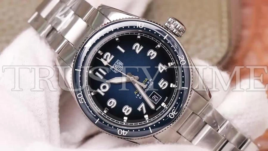 Копия часов Tag Heuer Autavia Isograph Calibre 5 42mm WBE5116.EB0173 Арт.TG-0556