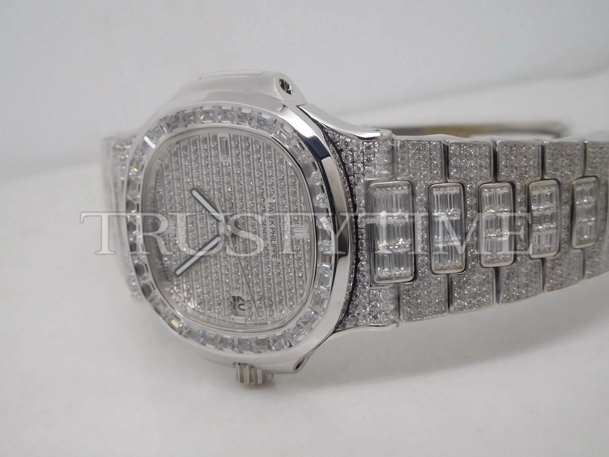 Копия часов Patek Philippe Nautilus 40mm 5719/10G-010 Арт.PP-0489