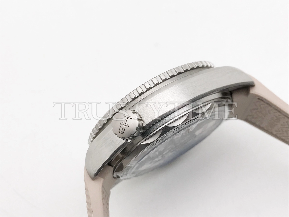 Копия часов Omega Seamaster Planet Ocean 600m 43,5mm 215.32.44.21.09 Арт.OM-0998