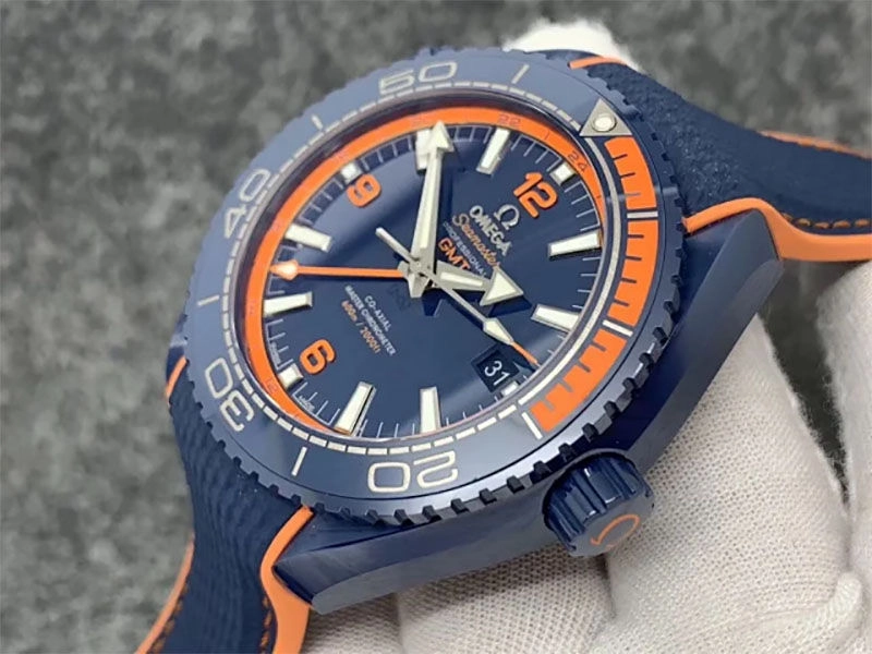 Копия часов Omega Planet Ocean 45,5 мм Big Blue