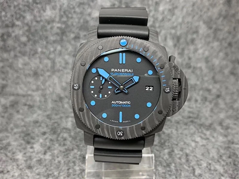 Реплика часов Panerai Submersible Carbotech PAM960