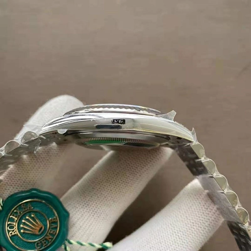 Реплика часов Rolex Datejust Blue Jubilee