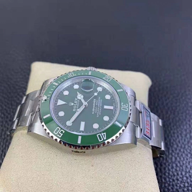 Реплика часов Rolex Submariner 116610LV V3 от ZZF